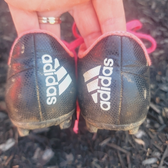 2/$20 Adidas Soccer Cleats 13 - Picture 2 of 5